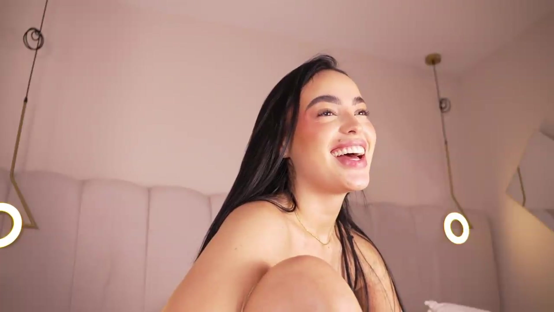 Gallery image thumbnail from Abby_me's myfreecams stream on, 07/18/2026, 18:41 image 8 of 20