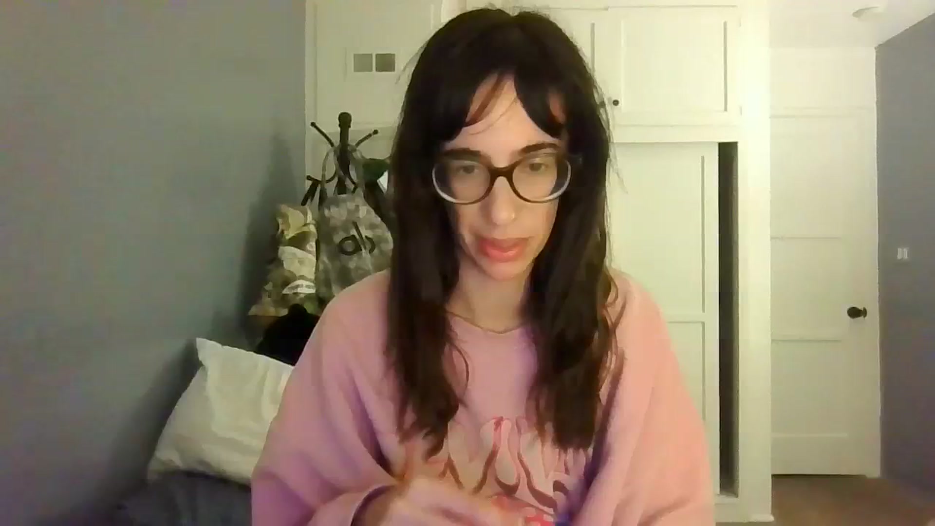 Gallery image thumbnail from Abc123456789's myfreecams stream on, 10/19/2023, 14:05 image 2 of 20