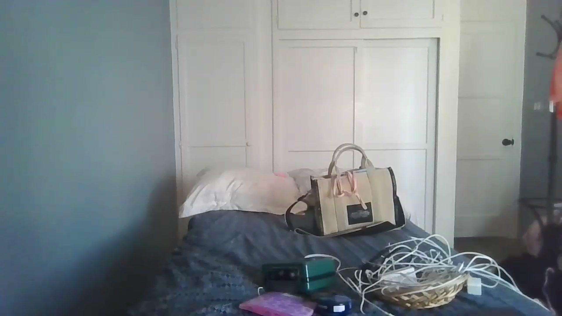 Gallery image thumbnail from Abc123456789's myfreecams stream on, 10/20/2023, 19:00 image 2 of 20