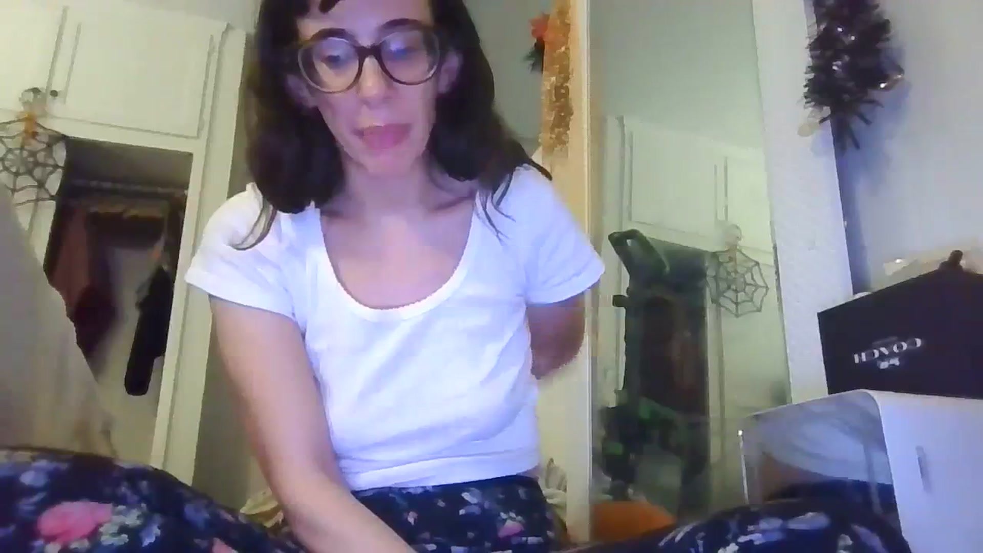 Gallery image thumbnail from Abc123456789's myfreecams stream on, 10/22/2023, 09:07 image 4 of 20