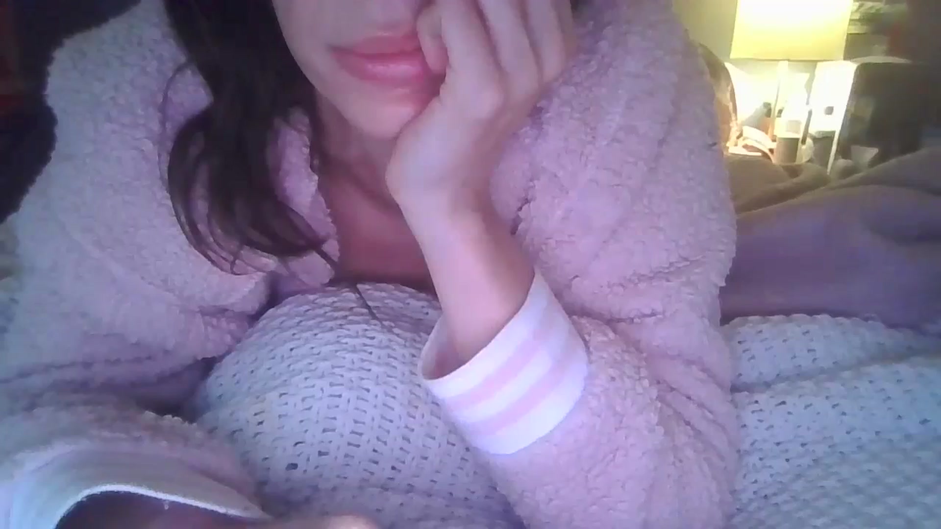 Gallery image thumbnail from Abc123456789's myfreecams stream on, 10/22/2023, 16:36 image 13 of 20