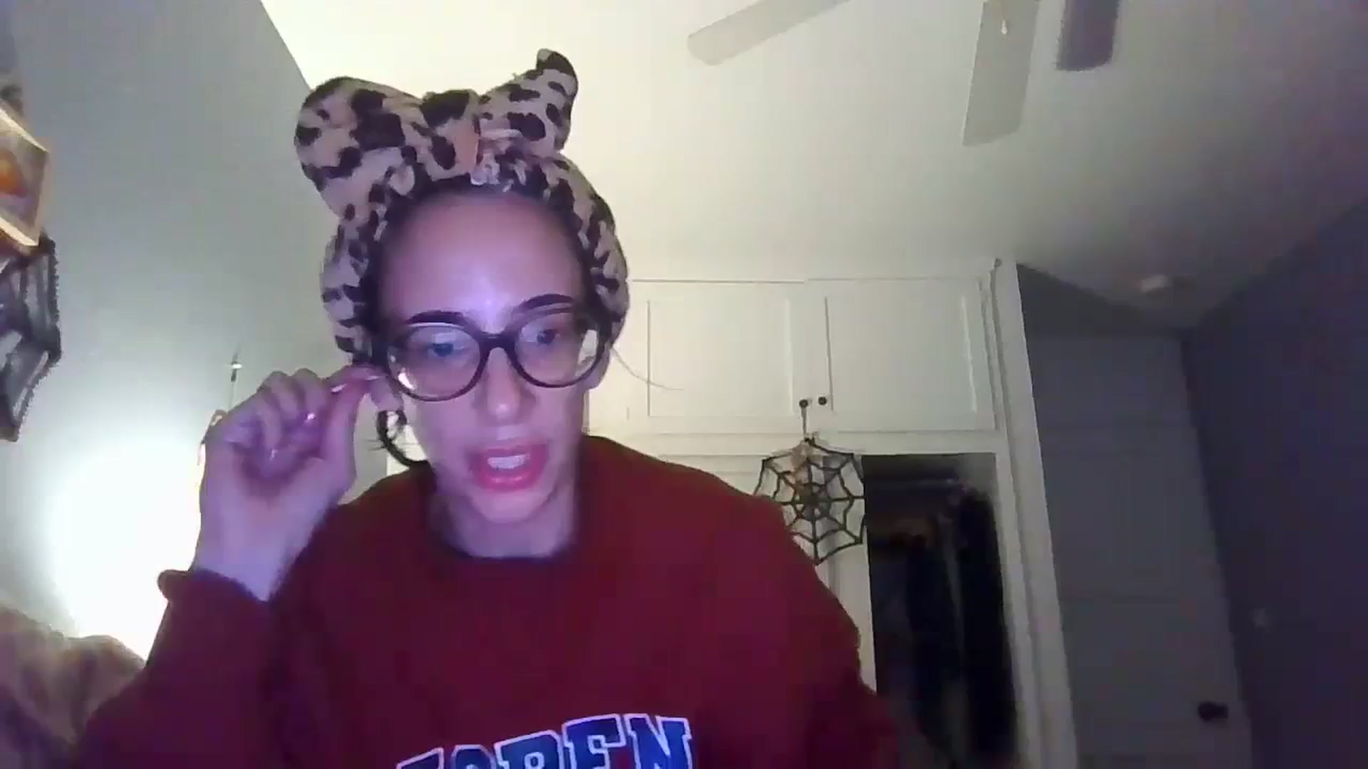 Gallery image thumbnail from Abc123456789's myfreecams stream on, 10/23/2023, 03:50 image 1 of 20