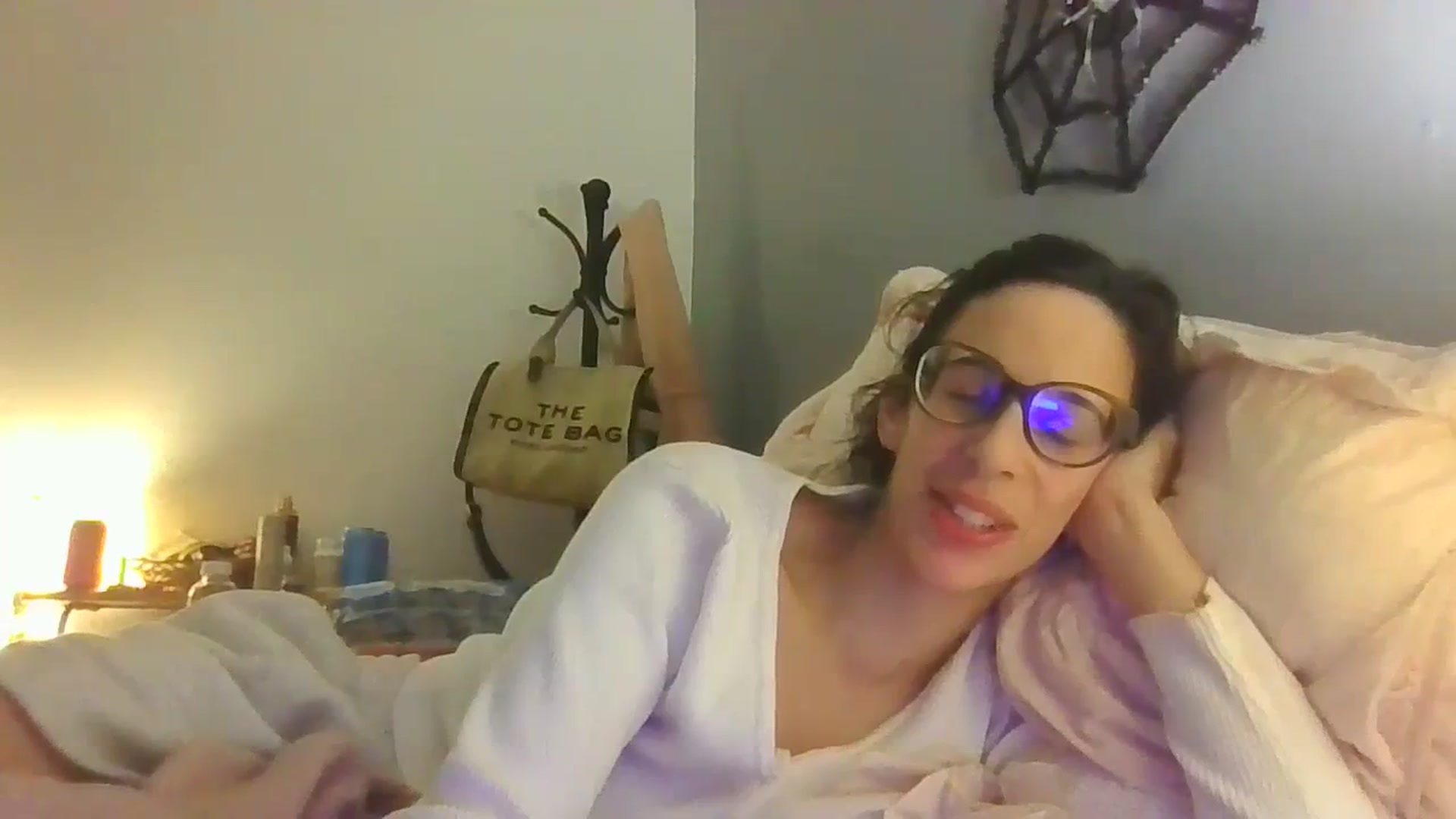 Gallery image thumbnail from Abc123456789's myfreecams stream on, 10/24/2023, 09:17 image 12 of 20