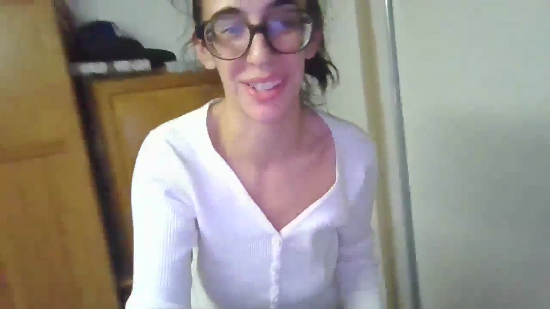 Gallery image thumbnail from Abc123456789's myfreecams stream on, 10/24/2023, 09:17 image 8 of 20
