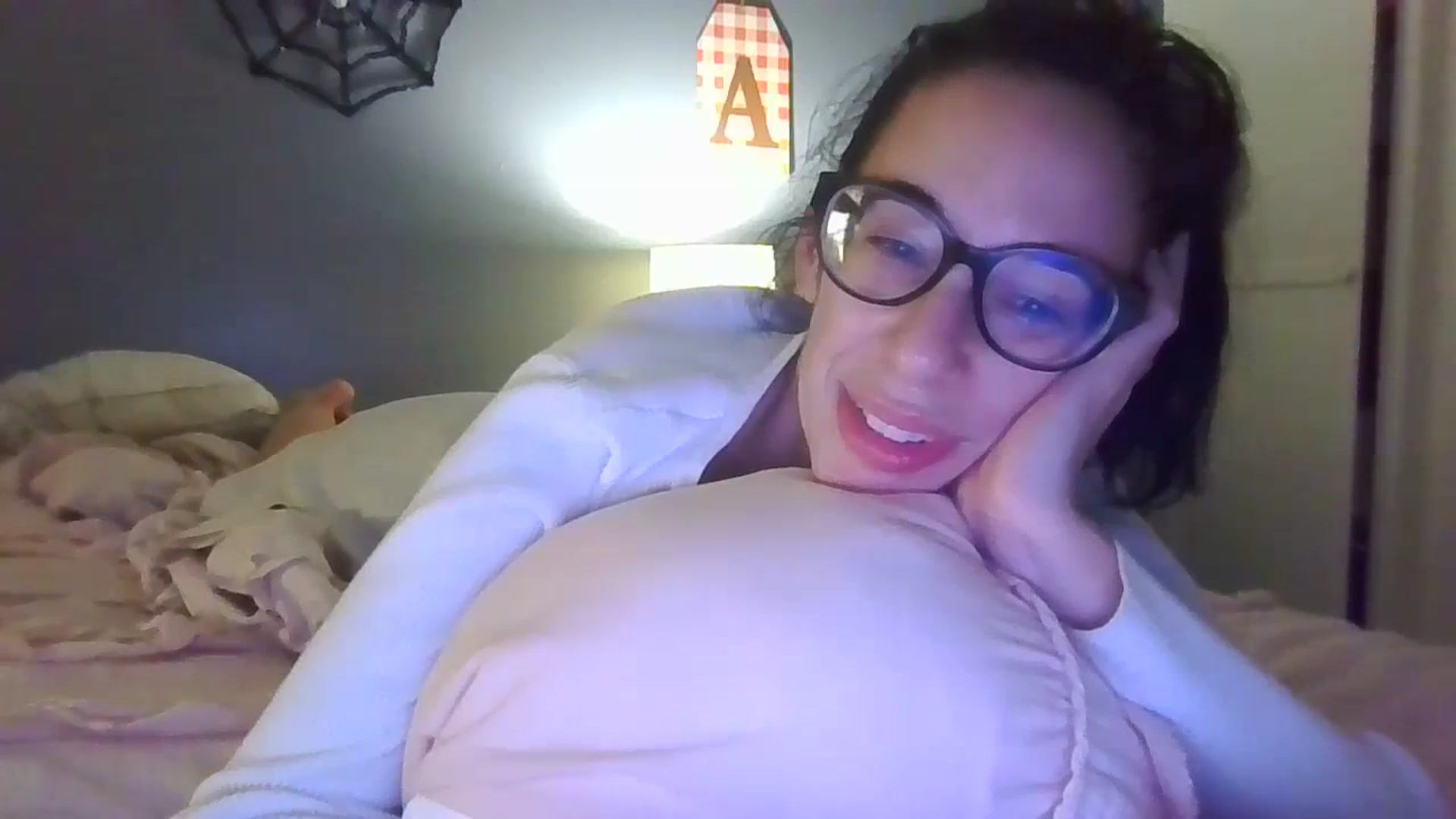 Gallery image thumbnail from Abc123456789's myfreecams stream on, 10/24/2023, 10:13 image 13 of 20