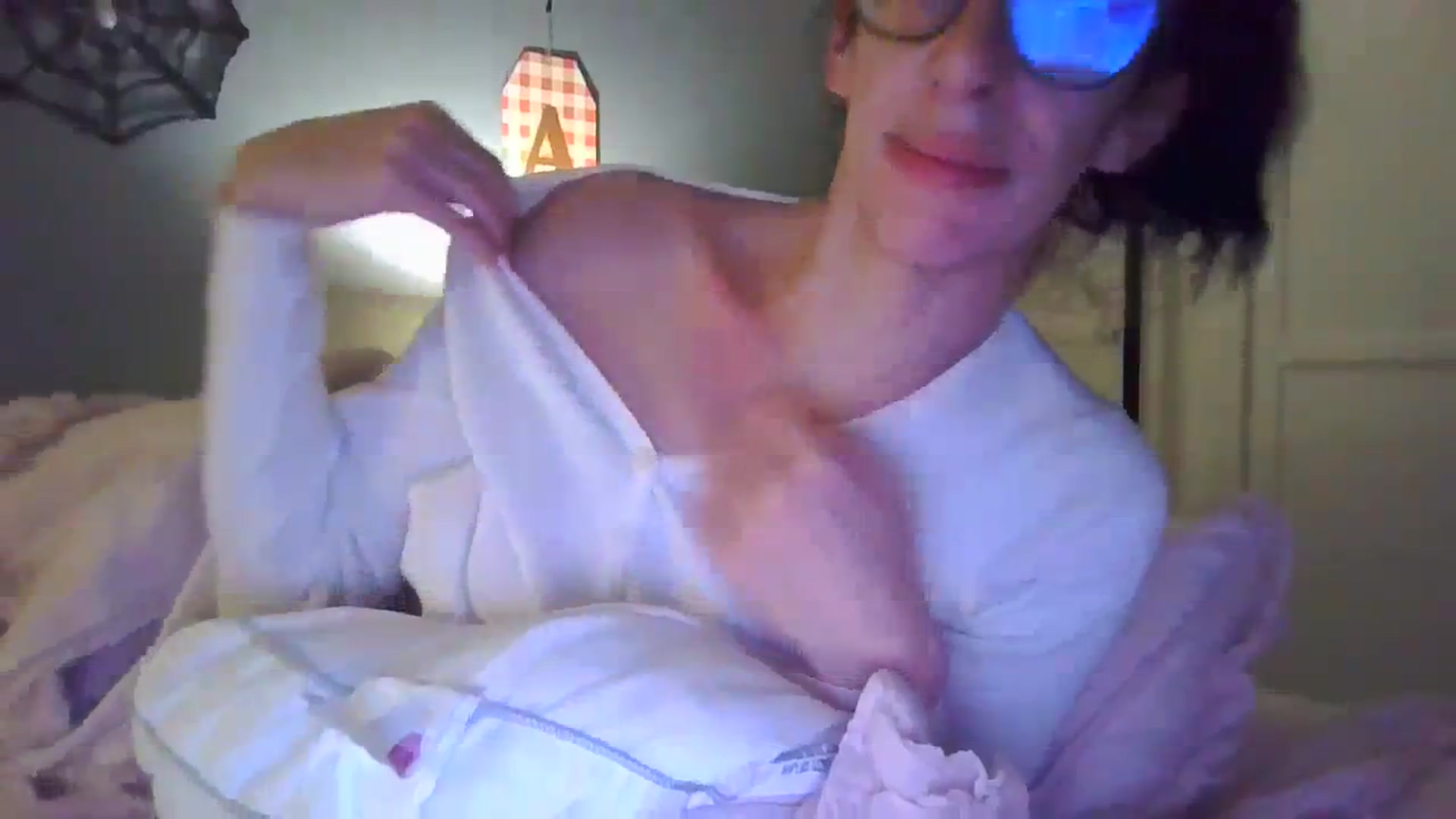 Gallery image thumbnail from Abc123456789's myfreecams stream on, 10/24/2023, 11:39 image 17 of 20