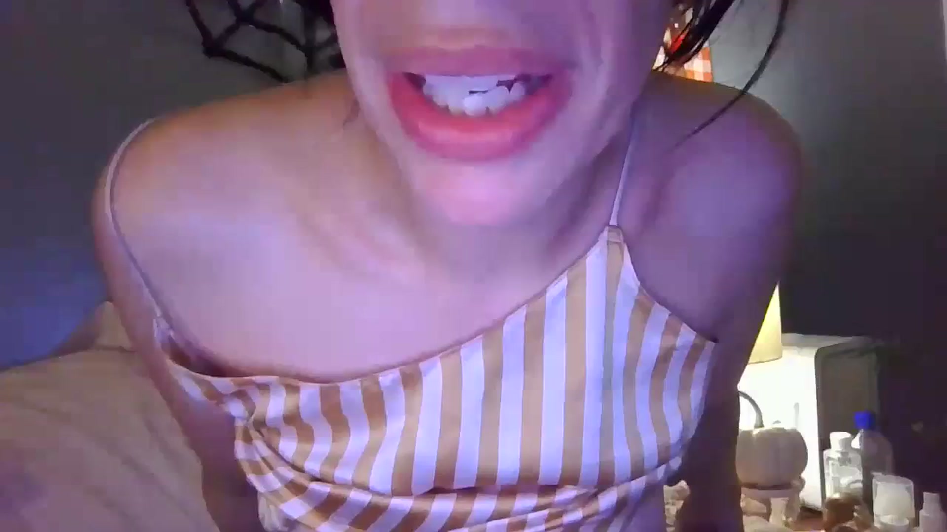 Gallery image thumbnail from Abc123456789's myfreecams stream on, 10/25/2023, 09:13 image 1 of 20