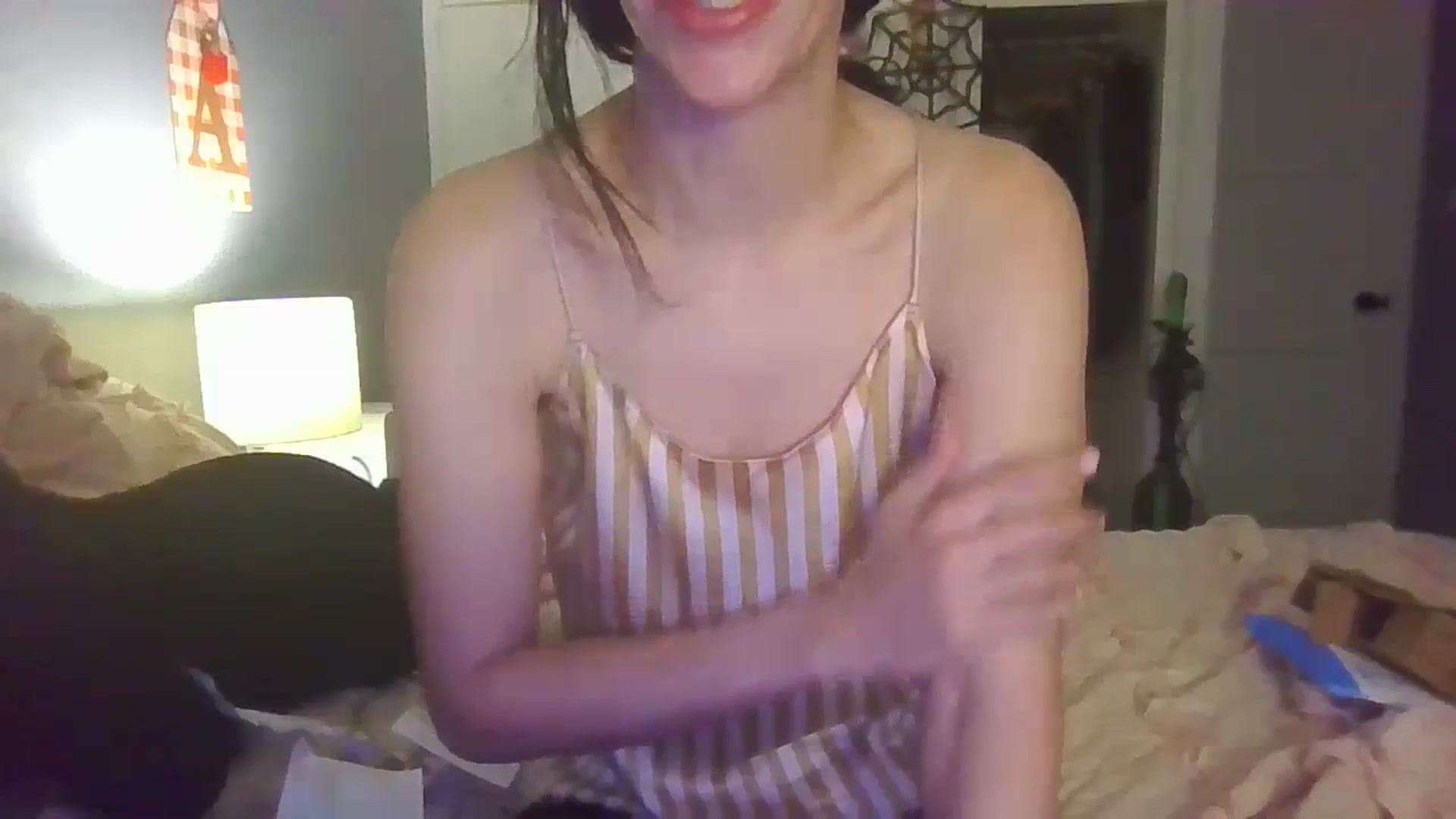 Gallery image thumbnail from Abc123456789's myfreecams stream on, 10/26/2023, 24:26 image 6 of 20