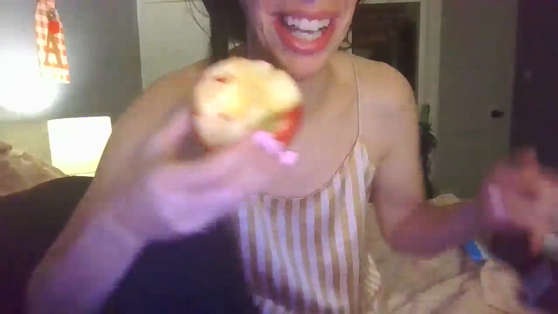 Gallery image thumbnail from Abc123456789's myfreecams stream on, 10/26/2023, 24:26 image 14 of 20