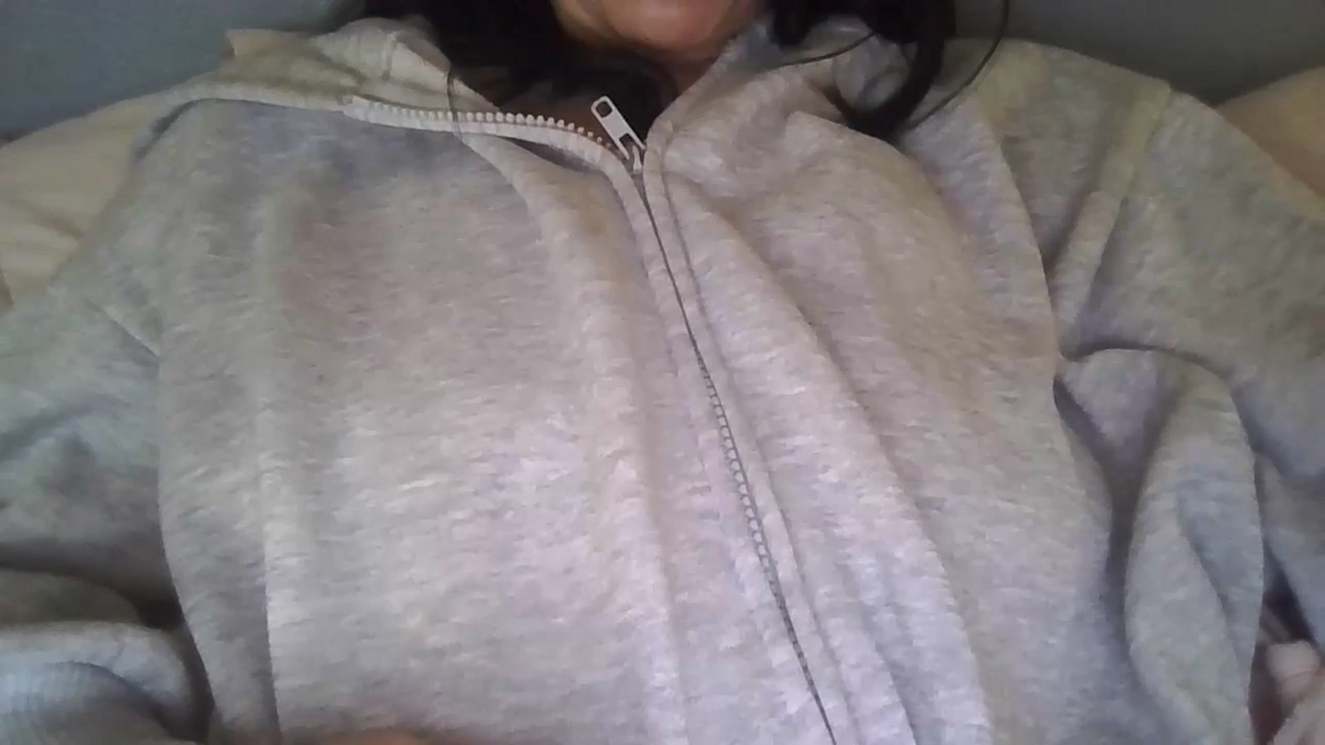 Gallery image thumbnail from Abc123456789's myfreecams stream on, 10/26/2023, 17:32 image 5 of 20