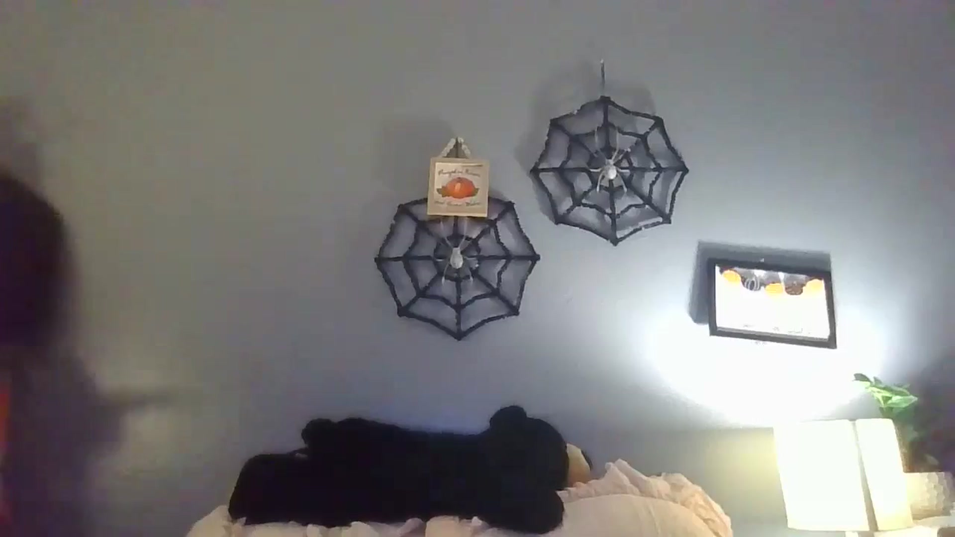 Gallery image thumbnail from Abc123456789's myfreecams stream on, 10/28/2023, 11:08 image 6 of 20