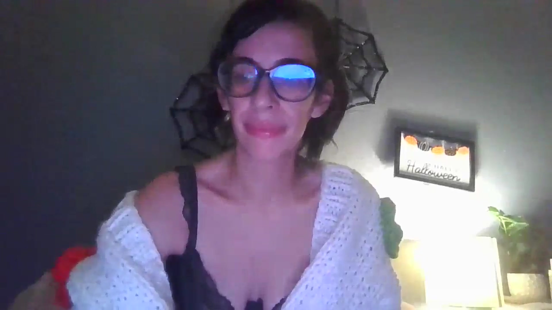 Gallery image thumbnail from Abc123456789's myfreecams stream on, 10/29/2023, 09:37 image 16 of 20