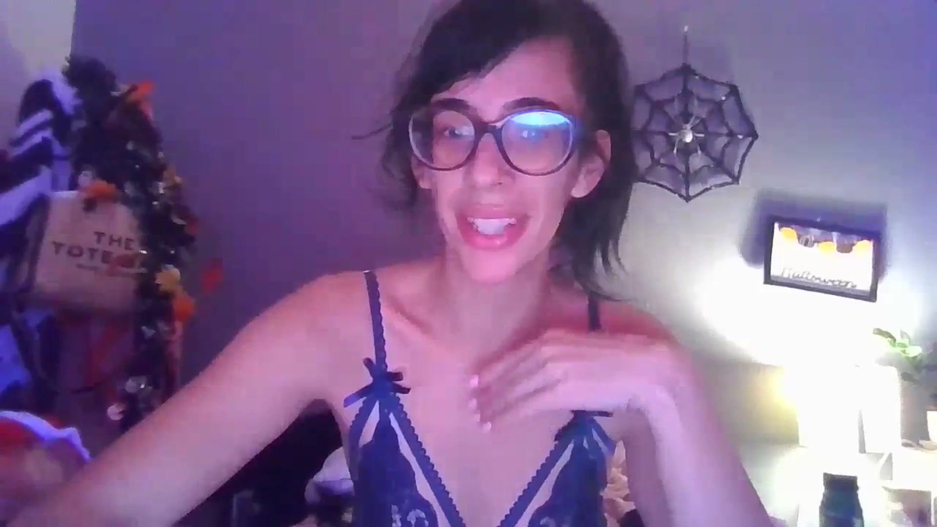 Gallery image thumbnail from Abc123456789's myfreecams stream on, 10/30/2023, 03:23 image 12 of 20