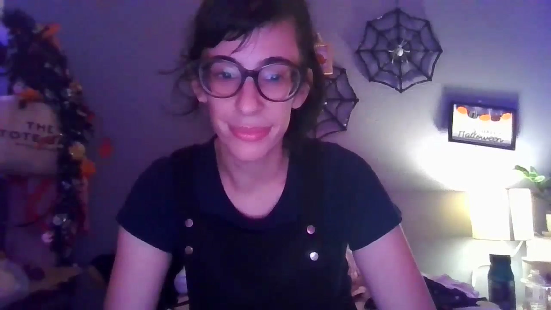 Gallery image thumbnail from Abc123456789's myfreecams stream on, 10/30/2023, 03:23 image 11 of 20