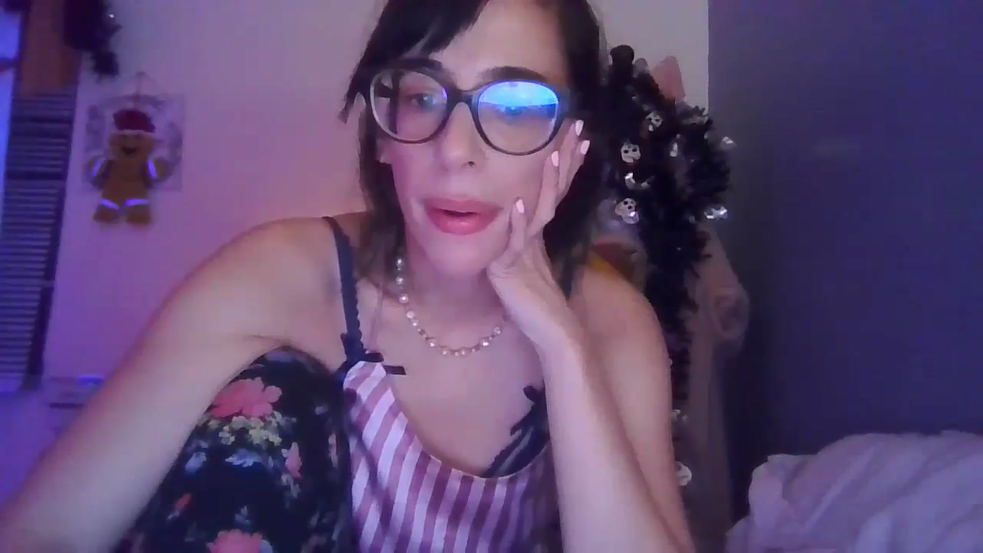 Gallery image thumbnail from Abc123456789's myfreecams stream on, 10/30/2023, 12:20 image 11 of 20