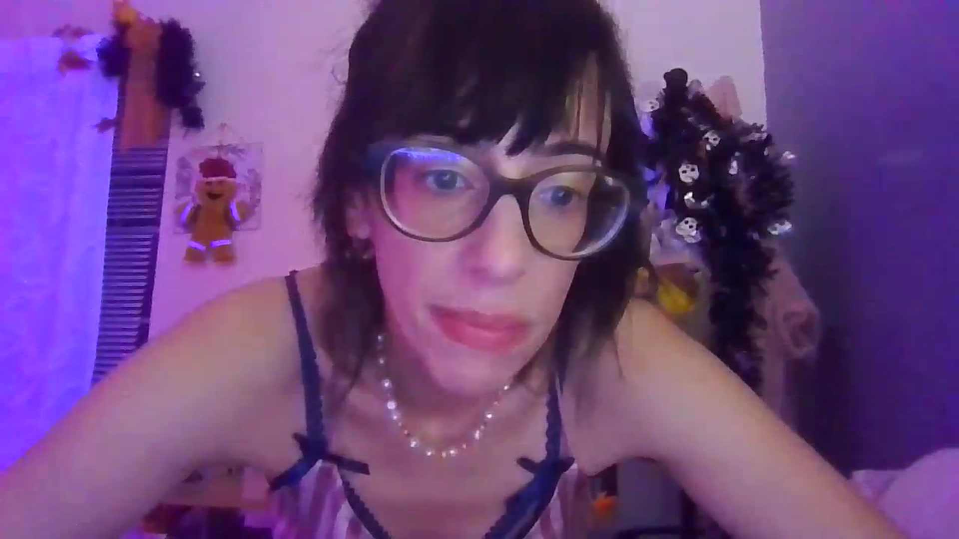 Gallery image thumbnail from Abc123456789's myfreecams stream on, 10/30/2023, 12:20 image 15 of 20