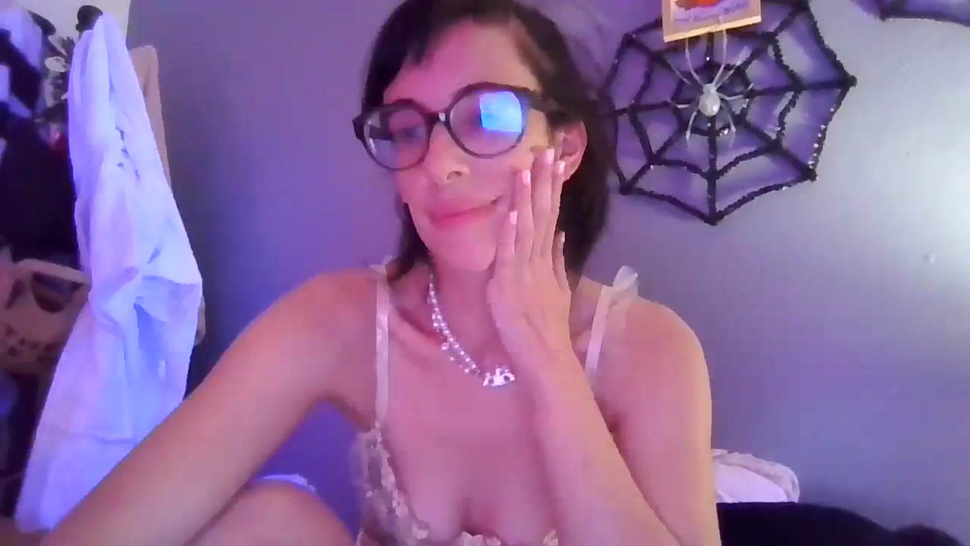 Gallery image thumbnail from Abc123456789's myfreecams stream on, 10/31/2023, 08:31 image 4 of 20