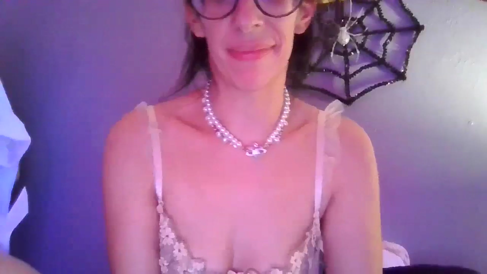 Gallery image thumbnail from Abc123456789's myfreecams stream on, 10/31/2023, 08:31 image 10 of 20