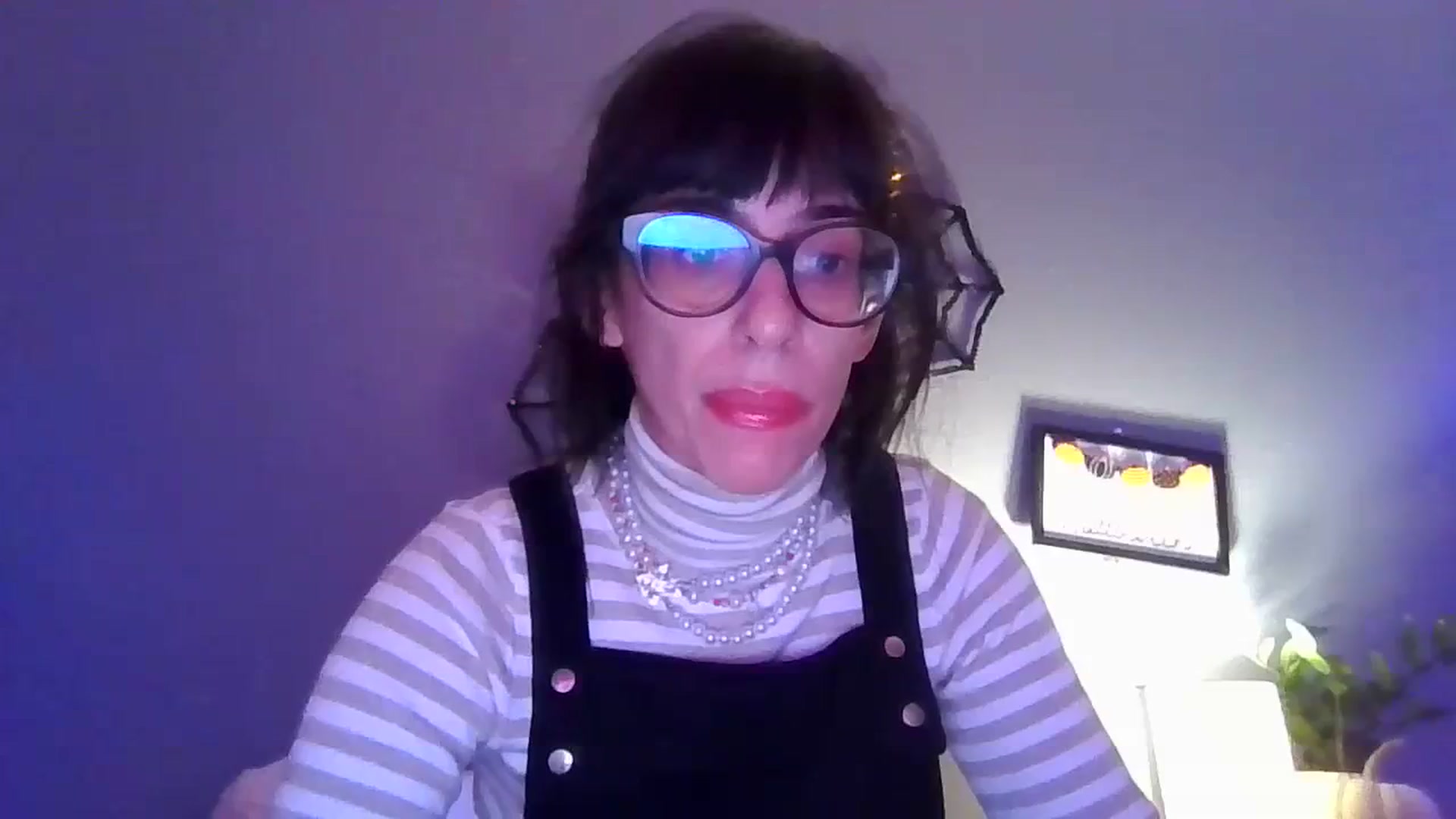 Gallery image thumbnail from Abc123456789's myfreecams stream on, 10/31/2023, 10:11 image 1 of 20