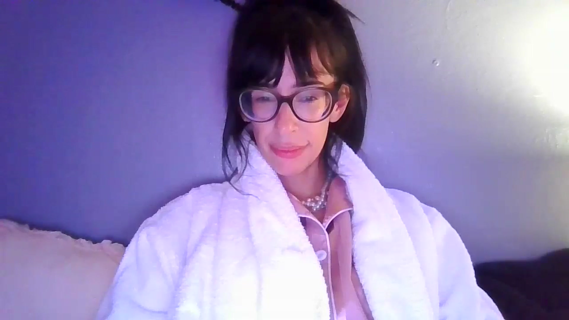 Gallery image thumbnail from Abc123456789's myfreecams stream on, 10/31/2023, 11:44 image 13 of 20
