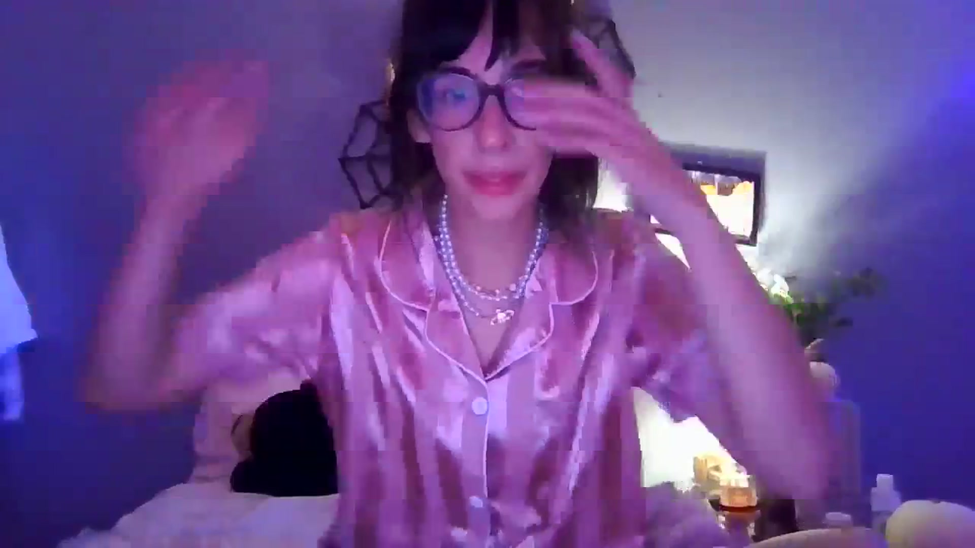 Gallery image thumbnail from Abc123456789's myfreecams stream on, 10/31/2023, 11:44 image 11 of 20