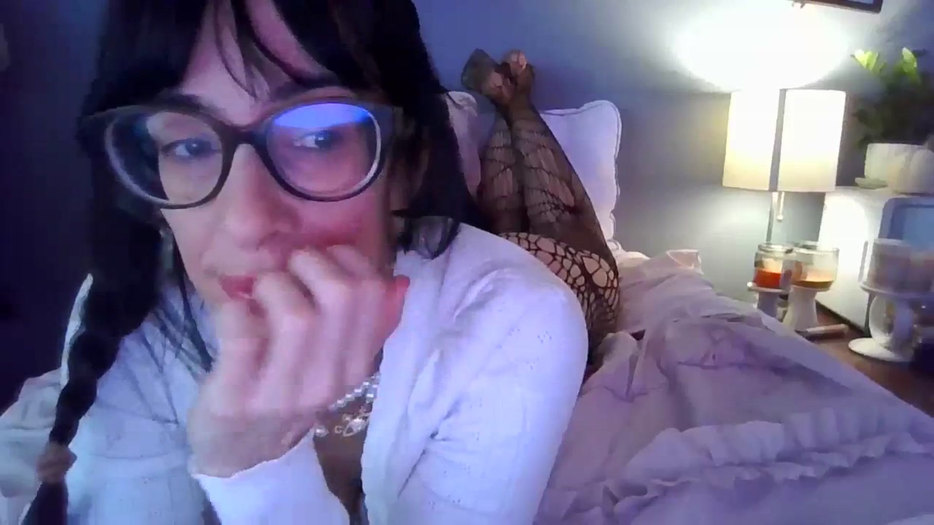 Gallery image thumbnail from Abc123456789's myfreecams stream on, 10/31/2023, 19:11 image 13 of 20