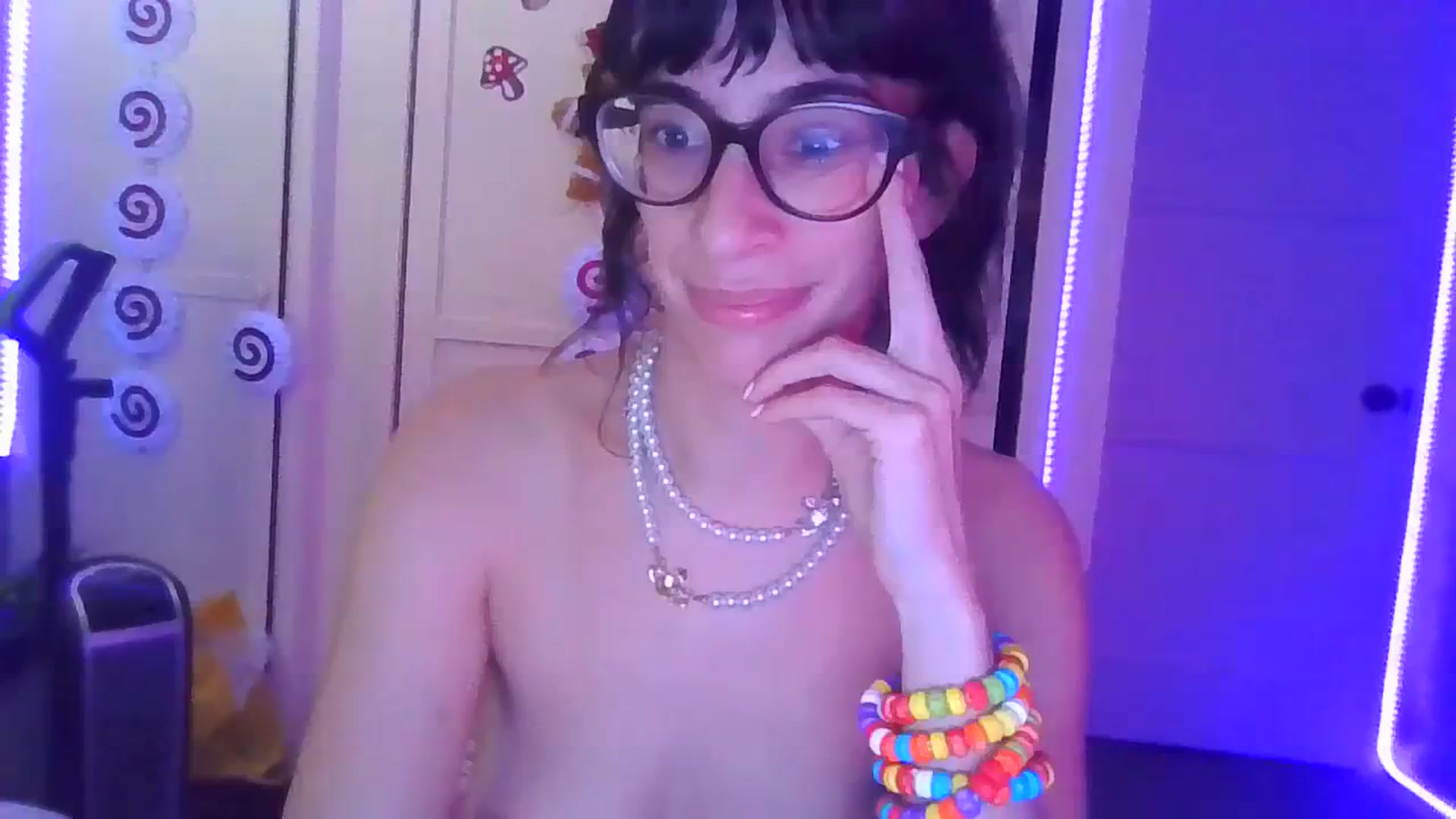 Gallery image thumbnail from Abc123456789's myfreecams stream on, 11/05/2023, 09:39 image 13 of 20