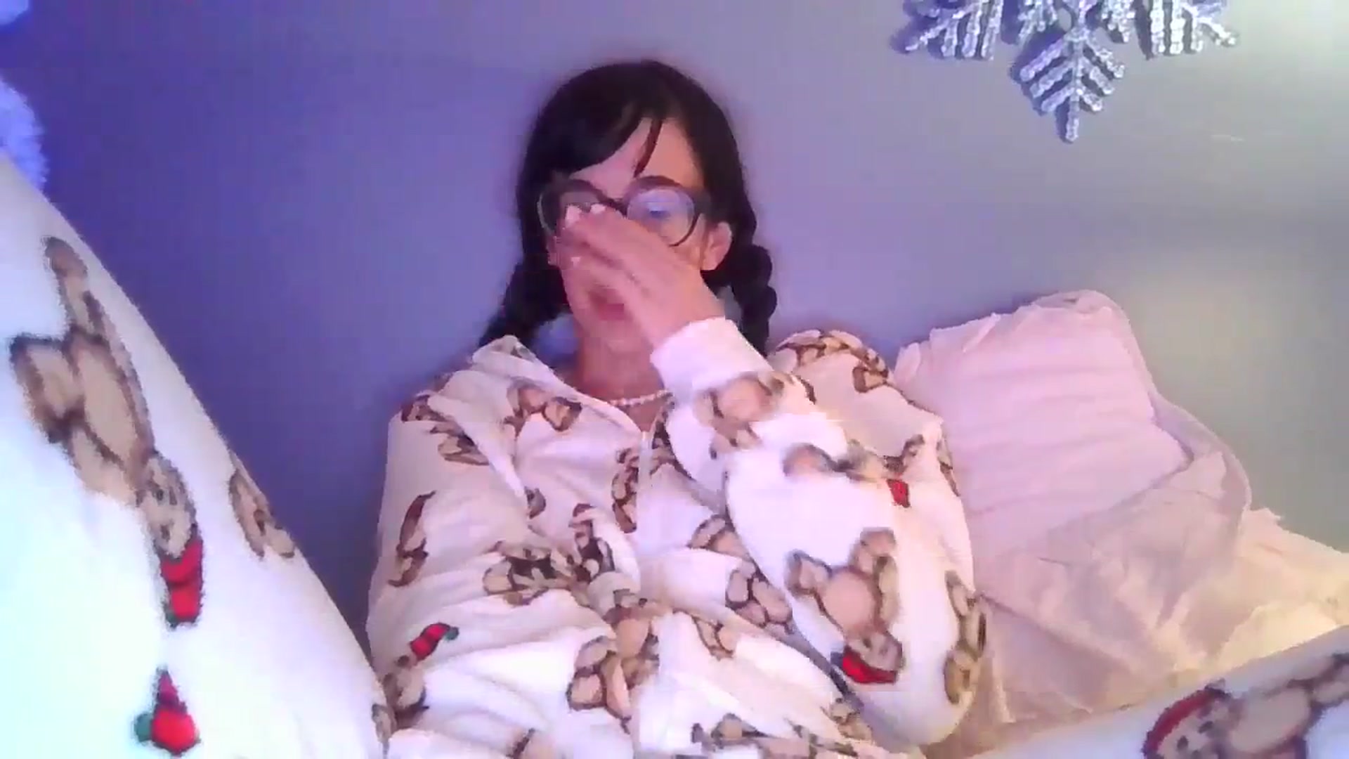 Gallery image thumbnail from Abc123456789's myfreecams stream on, 11/06/2023, 15:34 image 17 of 20