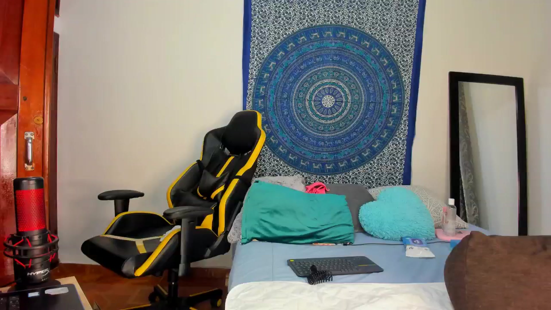 Gallery image thumbnail from Abella01's myfreecams stream on, 07/14/2024, 18:59 image 19 of 20