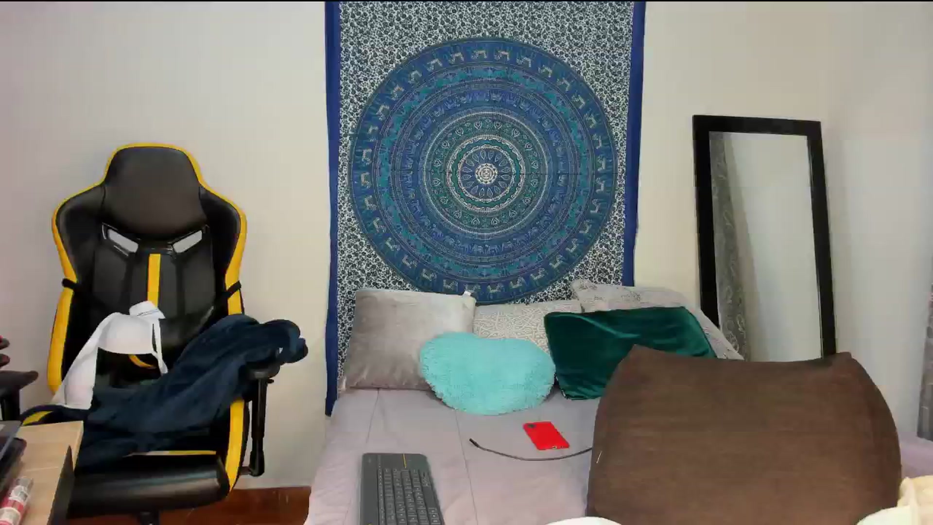 Gallery image thumbnail from Abella01's myfreecams stream on, 07/23/2024, 02:38 image 12 of 20