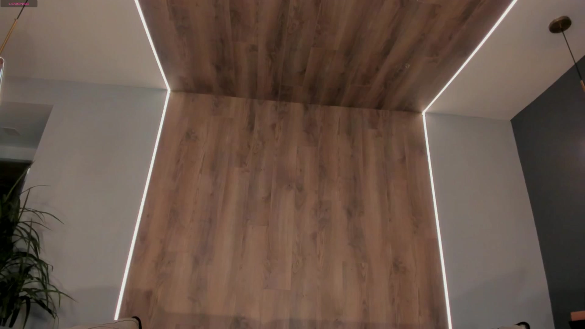 Gallery image thumbnail from AbellaCroft's myfreecams stream on, 01/12/2026, 17:39 image 1 of 20