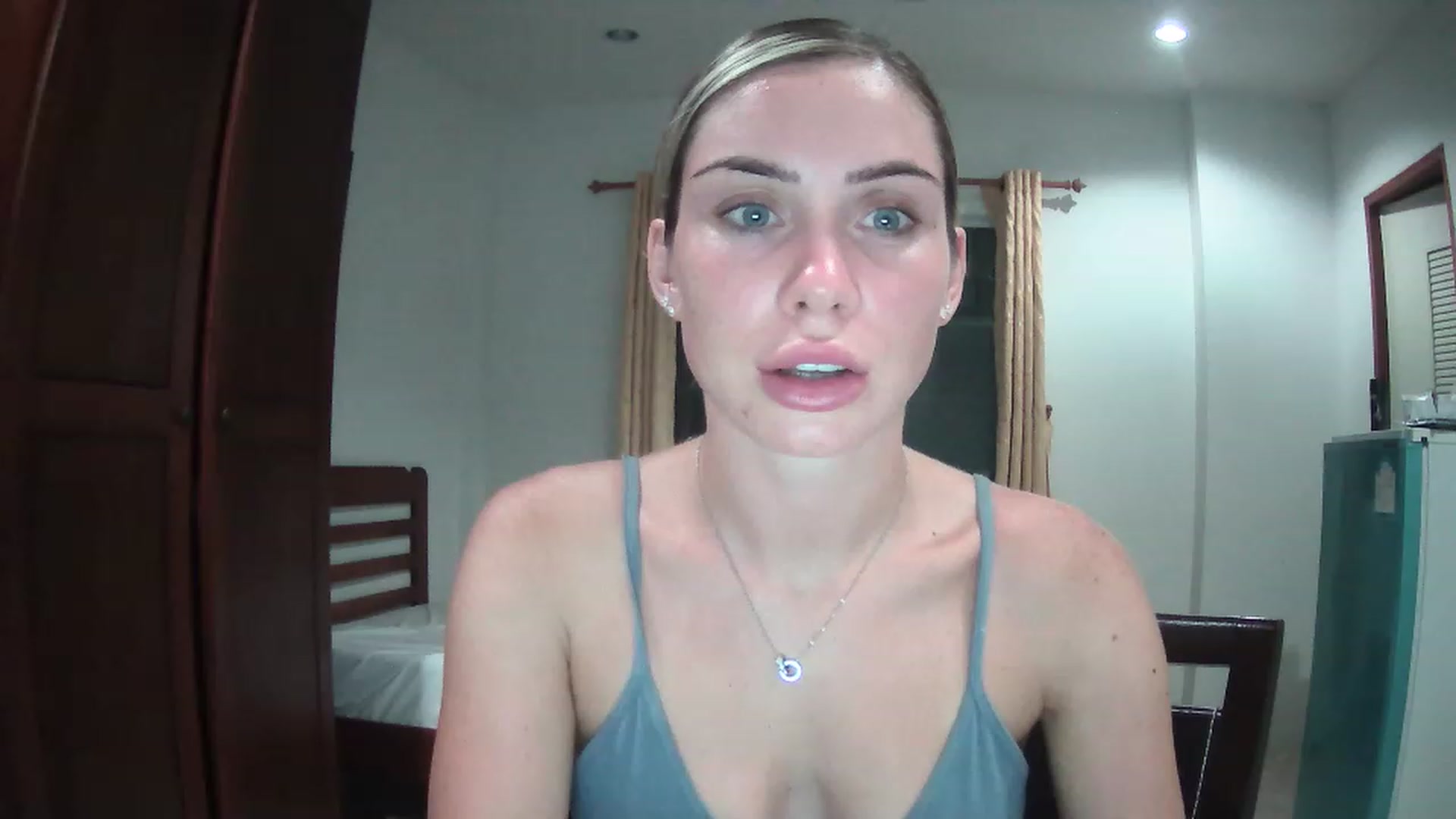 Gallery image thumbnail from Abella_'s myfreecams stream on, 12/02/2022, 13:18 image 15 of 20