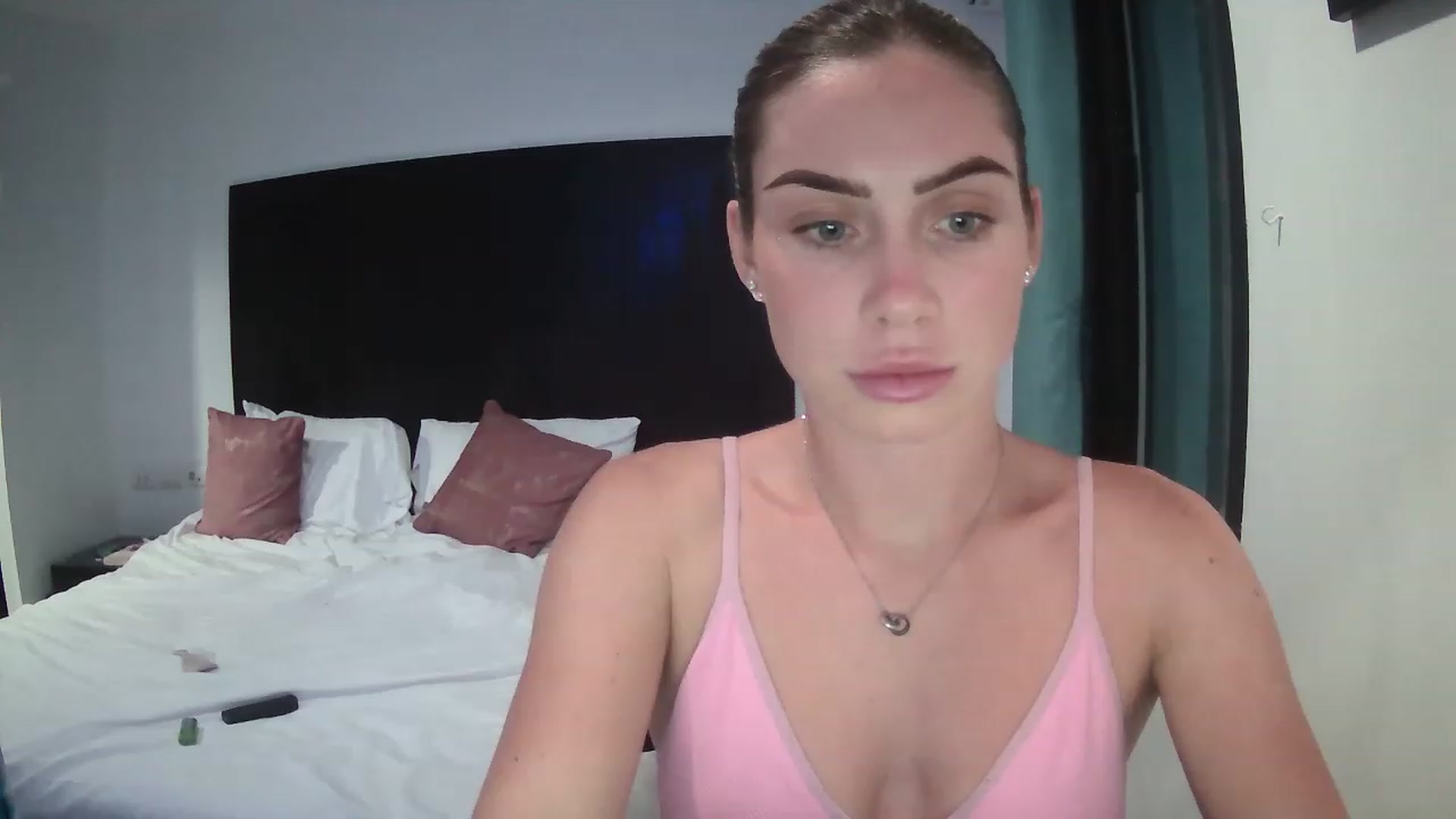 Gallery image thumbnail from Abella_'s myfreecams stream on, 12/19/2022, 13:49 image 5 of 20