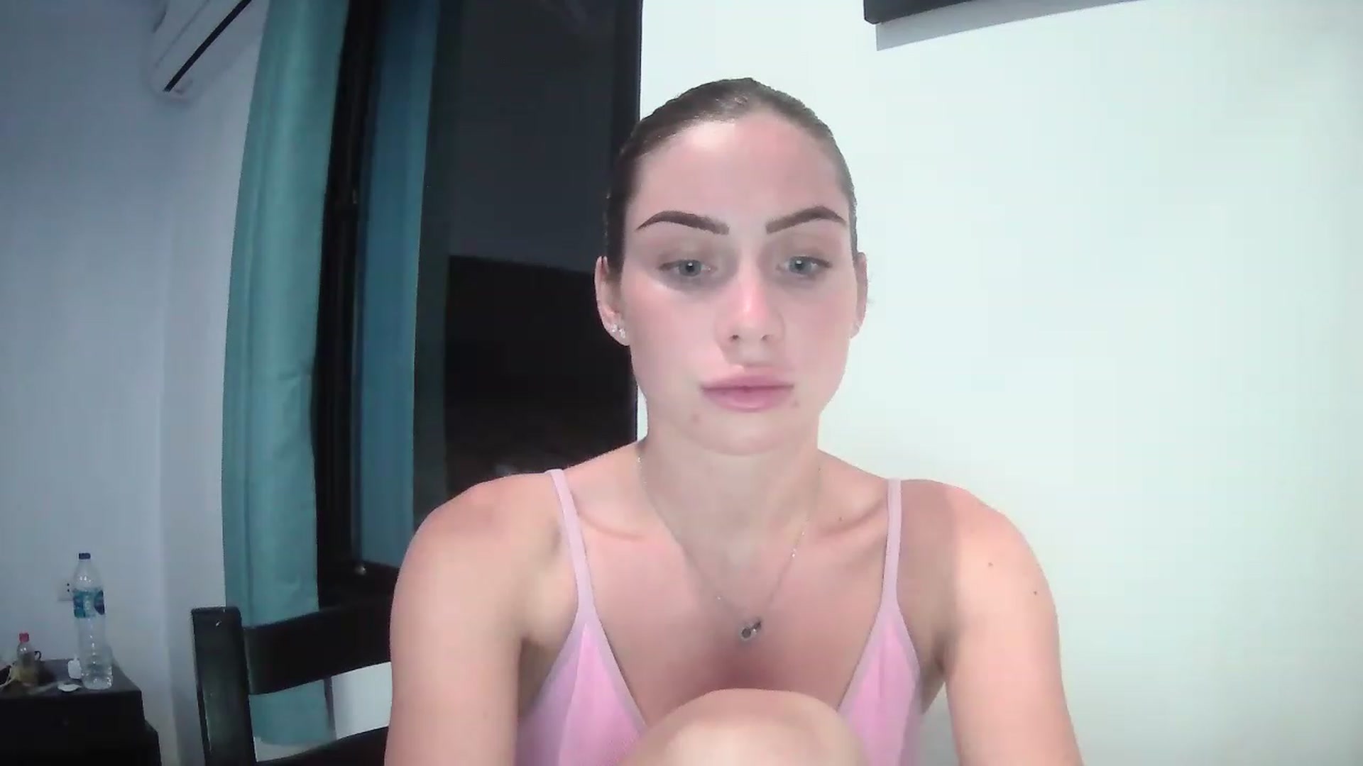 Gallery image thumbnail from Abella_'s myfreecams stream on, 12/19/2022, 15:39 image 20 of 20