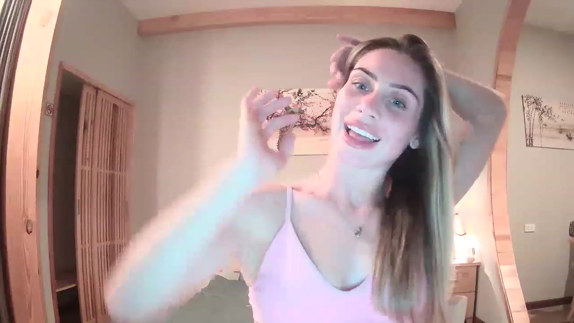 Gallery image thumbnail from Abella_'s myfreecams stream on, 01/04/2023, 14:04 image 20 of 20