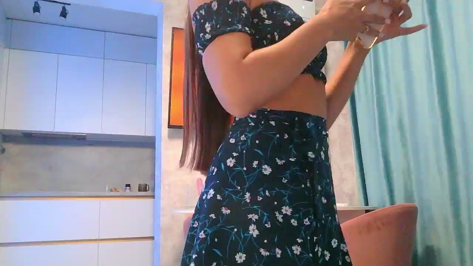 Gallery image thumbnail from Abella_Rose's myfreecams stream on, 07/07/2024, 17:36 image 13 of 20