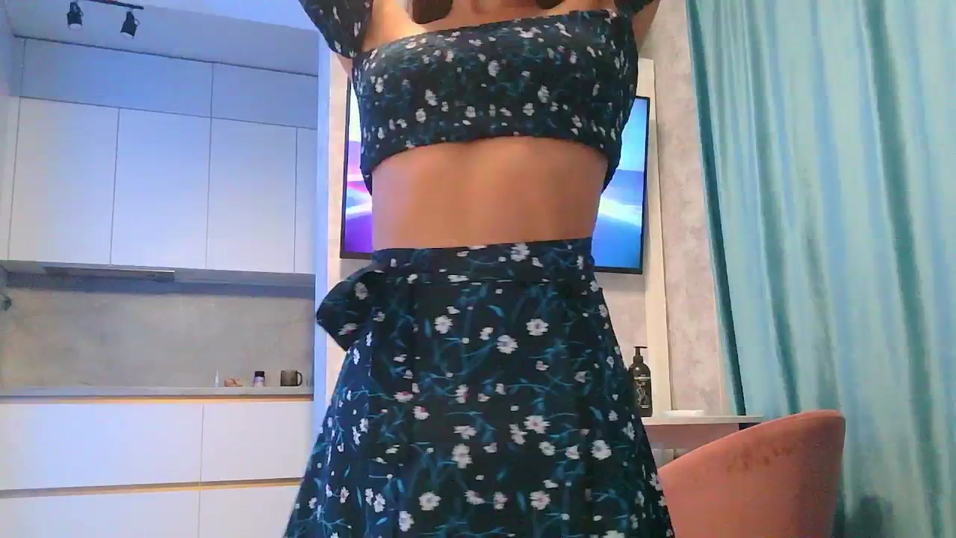 Gallery image thumbnail from Abella_Rose's myfreecams stream on, 07/07/2024, 17:36 image 17 of 20