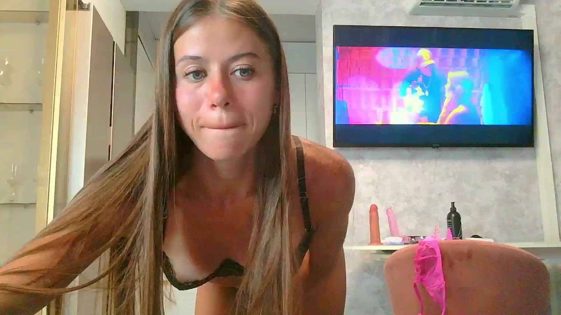 Gallery image thumbnail from Abella_Rose's myfreecams stream on, 07/18/2024, 18:23 image 5 of 20