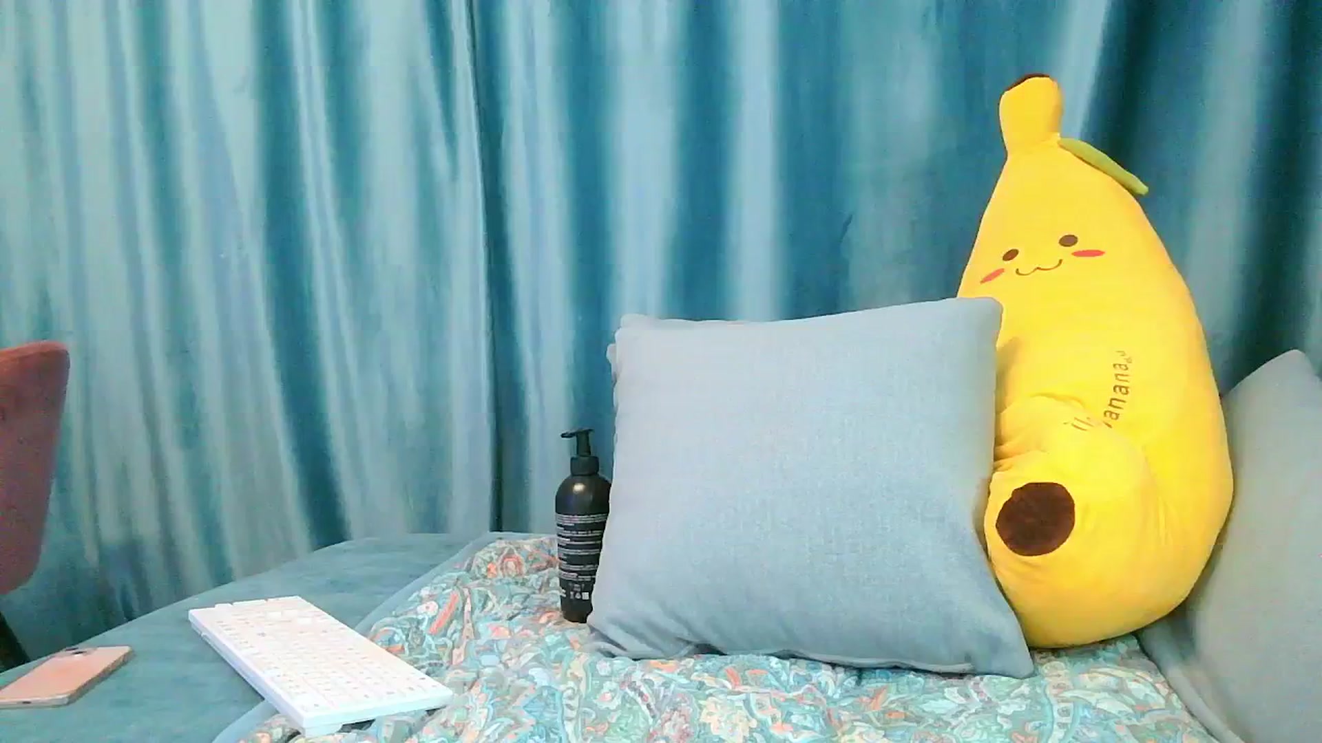 Gallery image thumbnail from Abella_Rose's myfreecams stream on, 10/19/2024, 21:23 image 1 of 20