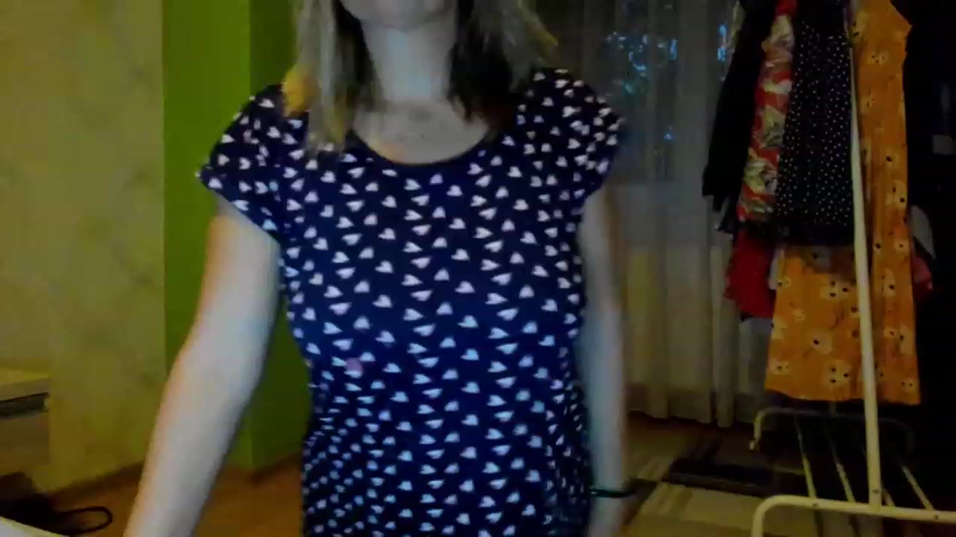 Gallery image thumbnail from Abelly_Advc2's myfreecams stream on, 07/04/2023, 18:27 image 9 of 20