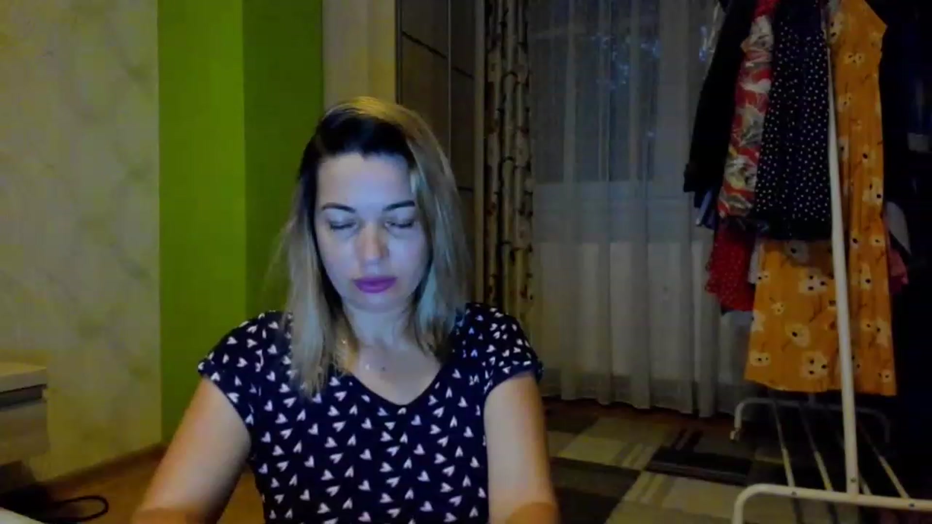 Gallery image thumbnail from Abelly_Advc2's myfreecams stream on, 07/04/2023, 18:27 image 17 of 20