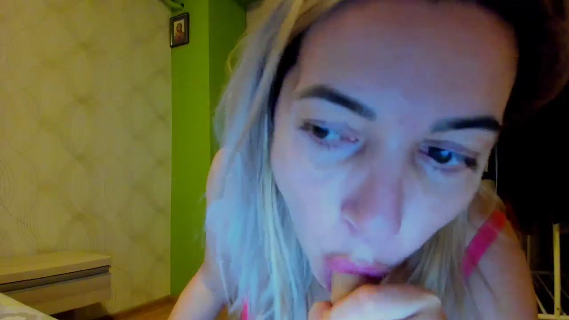 Gallery image thumbnail from Abelly_Advc2's myfreecams stream on, 11/10/2023, 21:03 image 6 of 20
