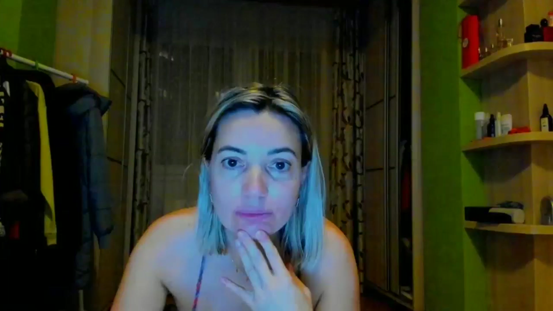 Gallery image thumbnail from Abelly_Advc2's myfreecams stream on, 01/02/2025, 24:07 image 9 of 20
