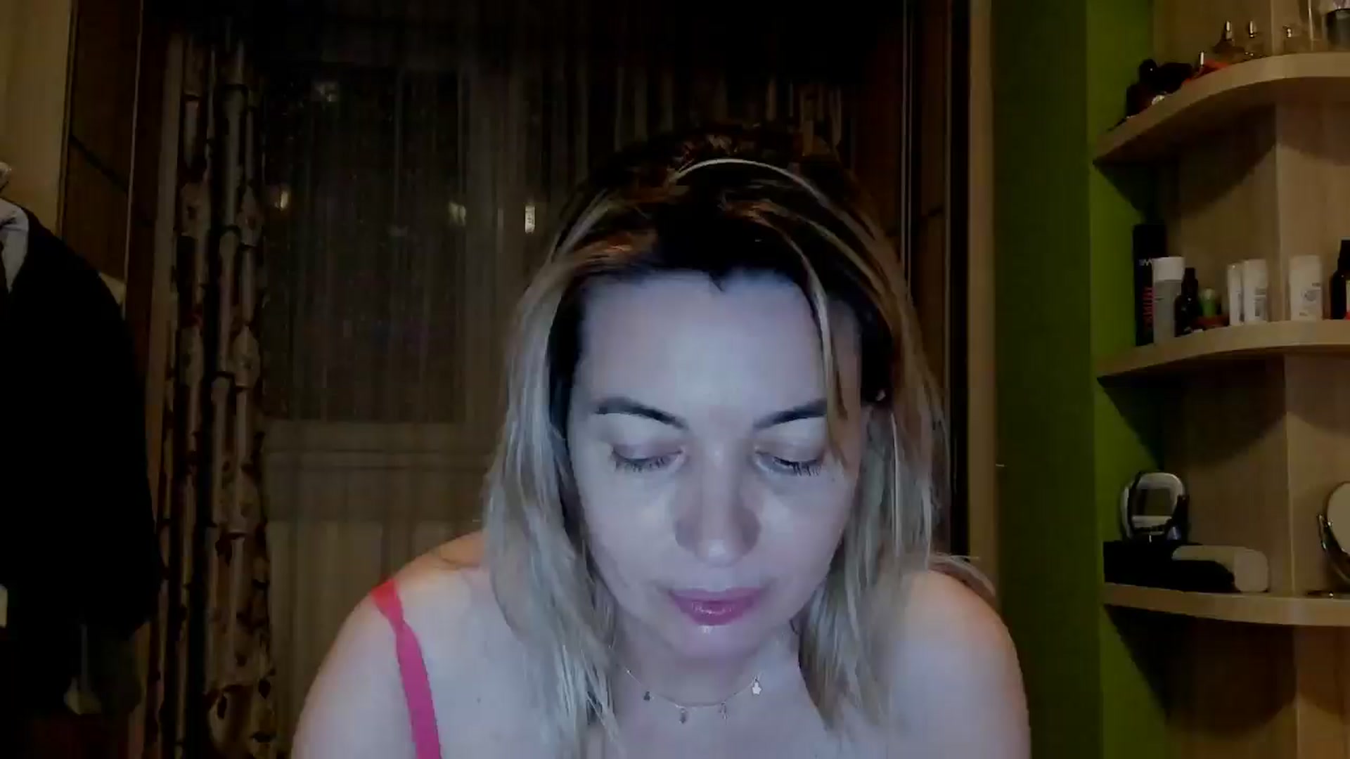Gallery image thumbnail from Abelly_Advc2's myfreecams stream on, 04/19/2025, 21:54 image 20 of 20