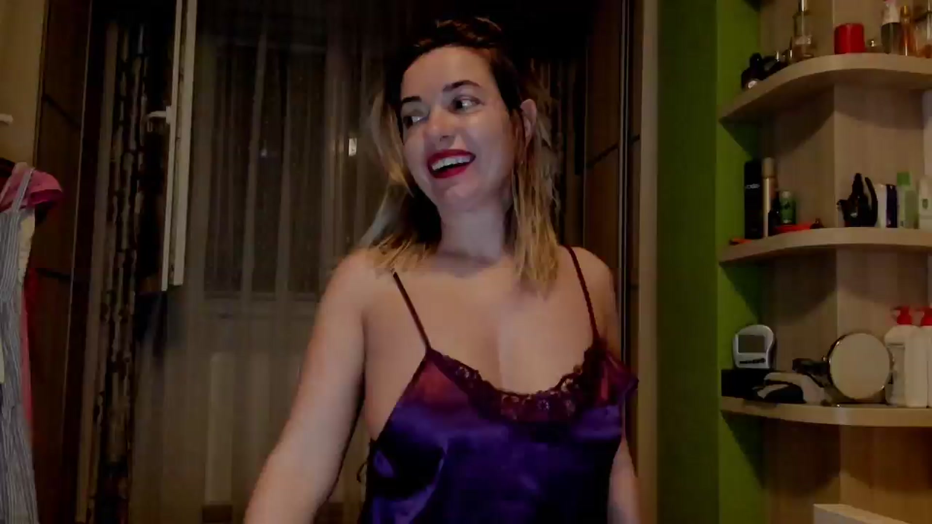 Gallery image thumbnail from Abelly_Advc2's myfreecams stream on, 06/22/2025, 20:36 image 18 of 20