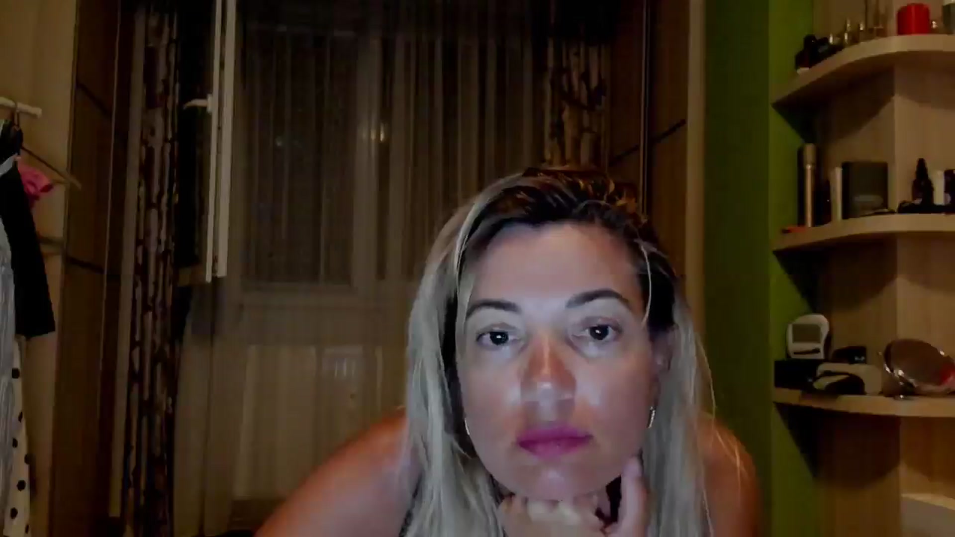 Gallery image thumbnail from Abelly_Advc2's myfreecams stream on, 07/06/2025, 21:10 image 5 of 20