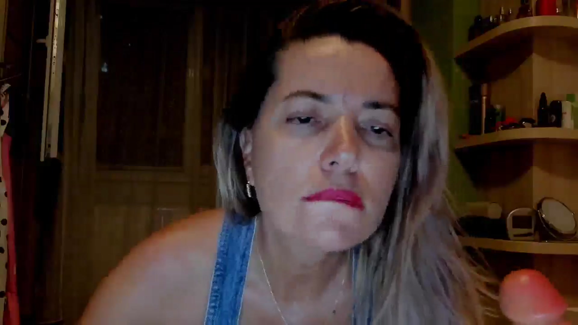 Gallery image thumbnail from Abelly_Advc2's myfreecams stream on, 07/25/2025, 22:03 image 2 of 20