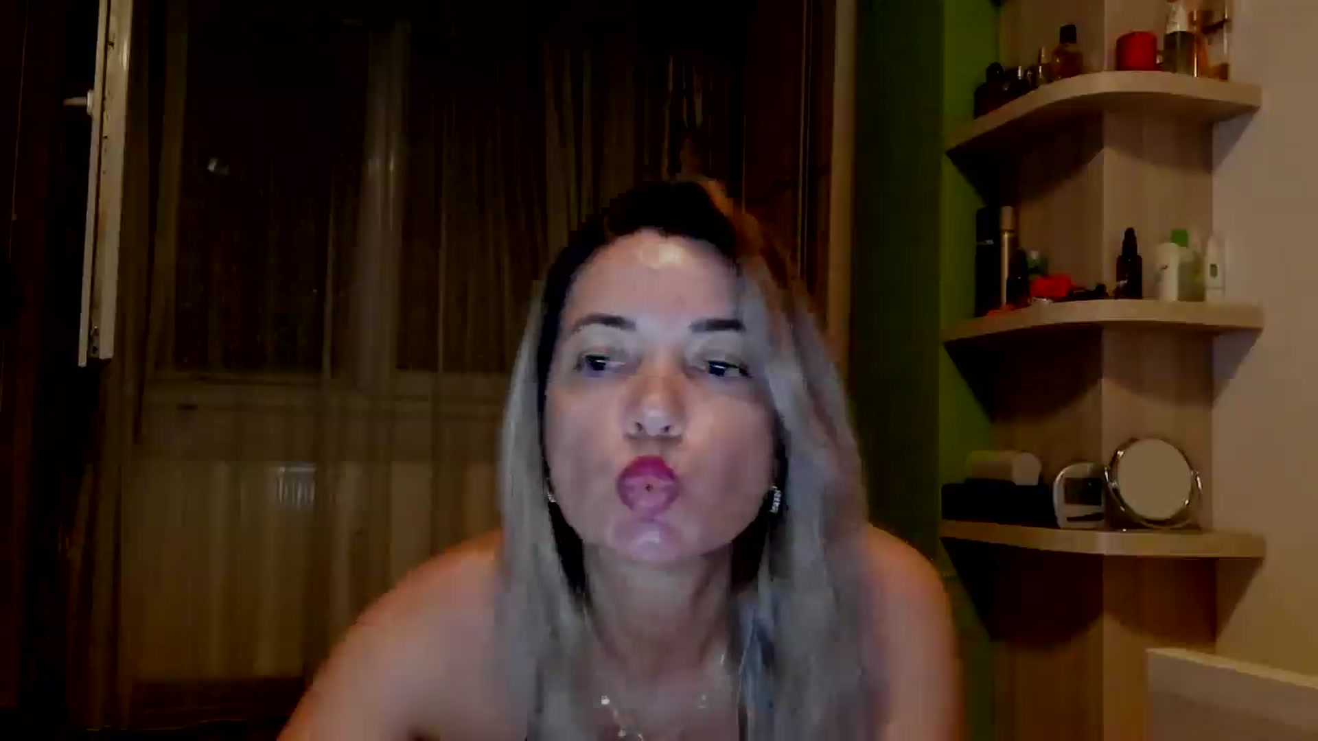 Gallery image thumbnail from Abelly_Advc2's myfreecams stream on, 08/06/2025, 20:45 image 7 of 20