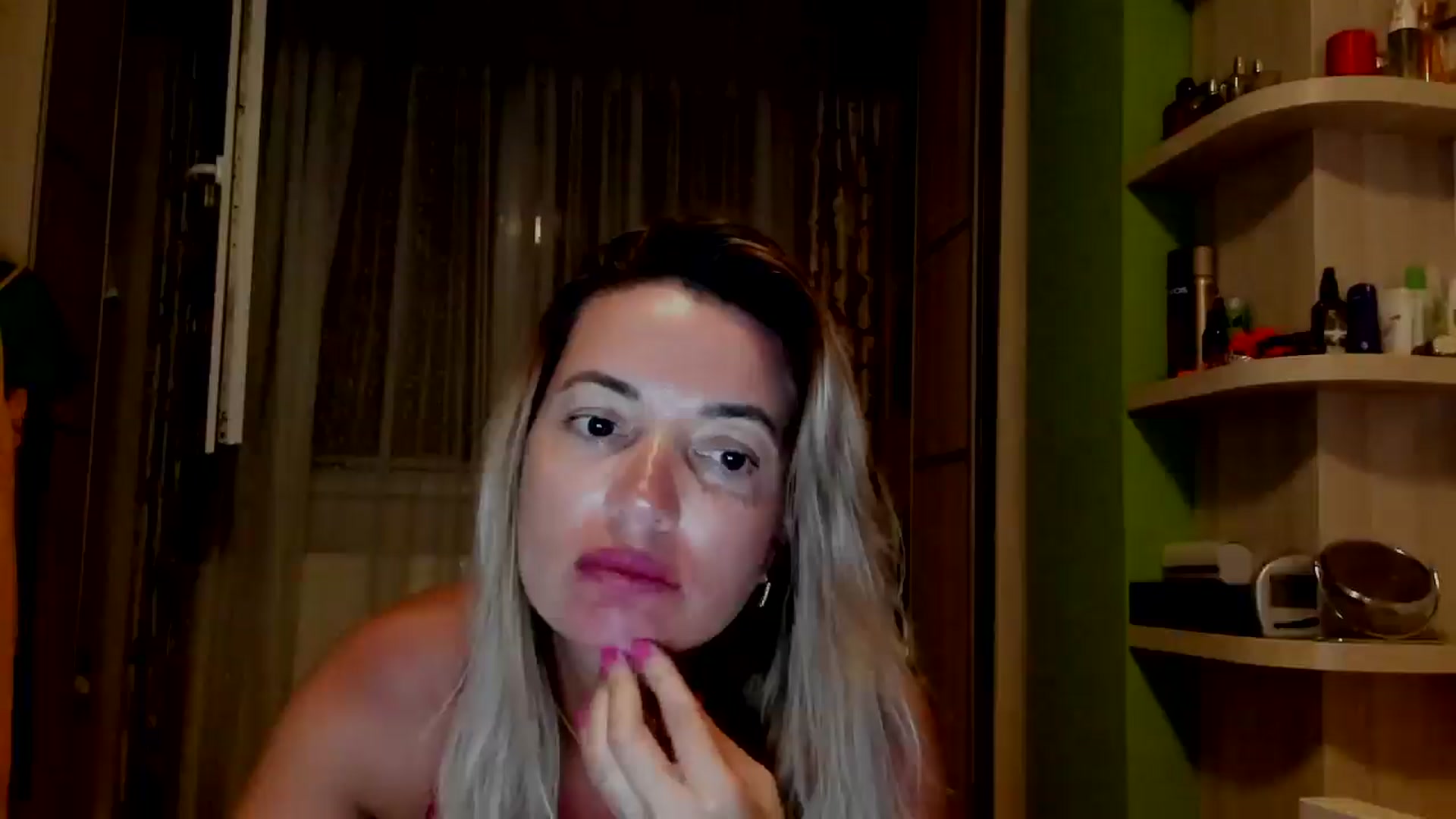 Gallery image thumbnail from Abelly_Advc2's myfreecams stream on, 08/16/2025, 21:50 image 18 of 20