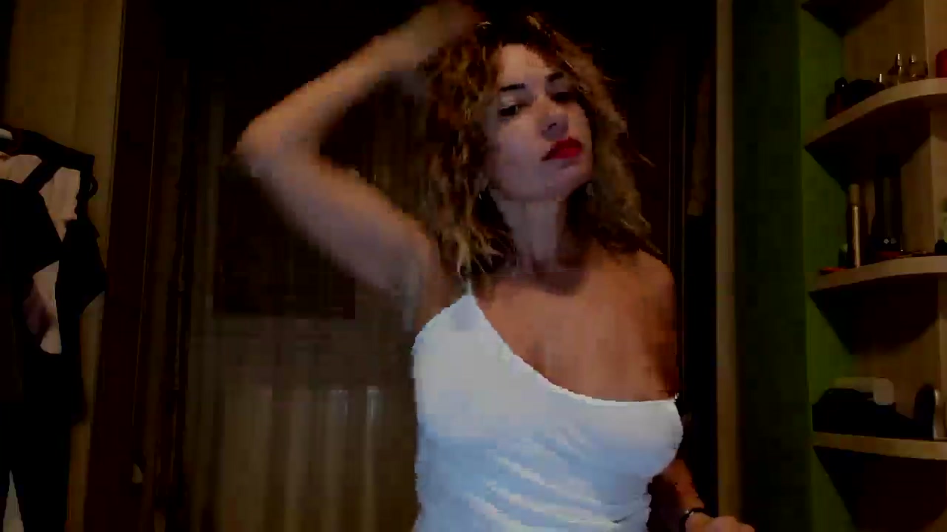 Gallery image thumbnail from Abelly_Advc2's myfreecams stream on, 09/19/2025, 21:45 image 2 of 20